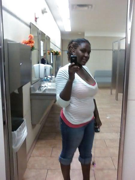 25P Ebony Busty Internet Amateur Young Set 8