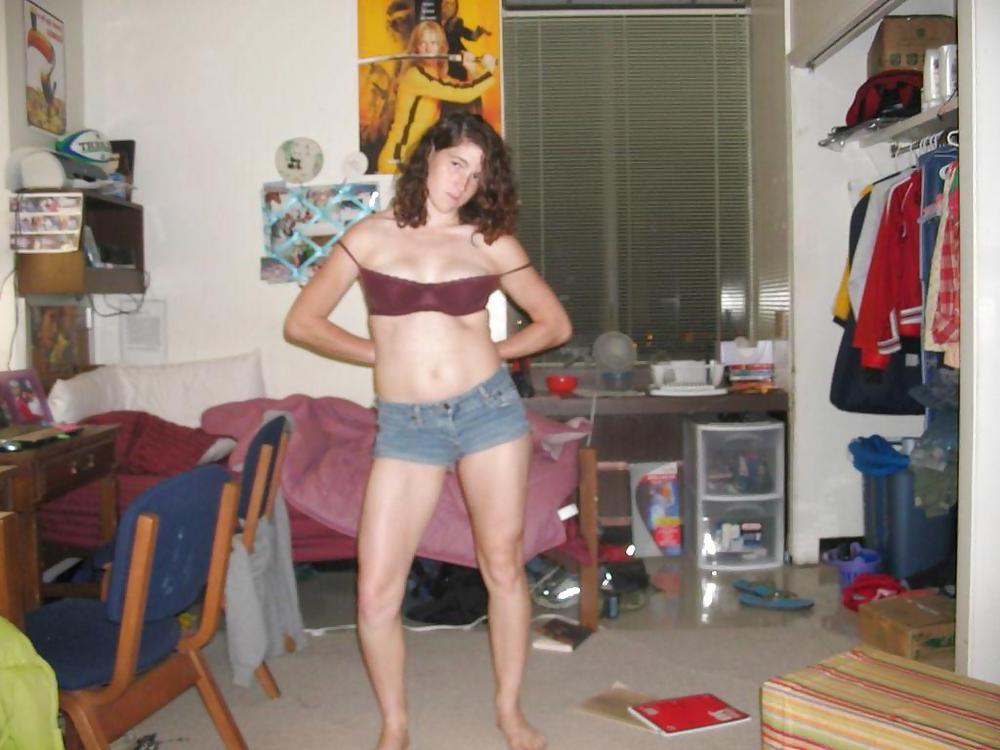24P HORNY AMATEUR TEEN III