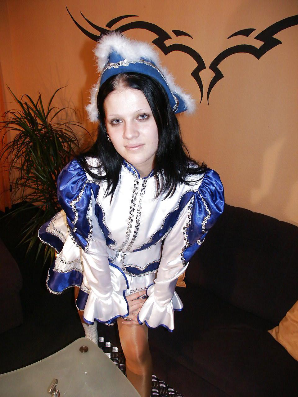25P BEAUTIFUL AMATEUR TEEN FROM BERLIN IV