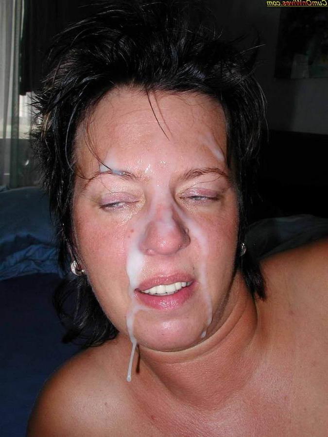 16P Amateur MILF facials