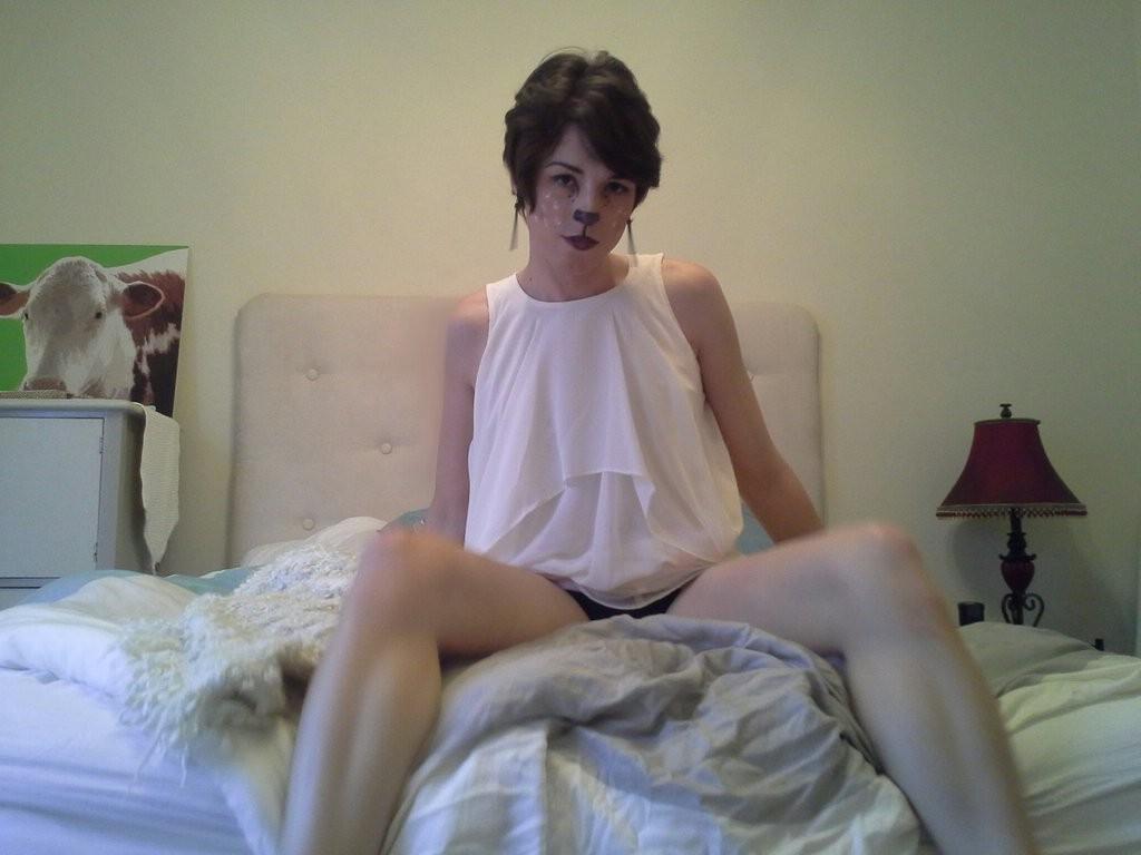 12P Amateur shemale Caiden Hall shows her long legs
