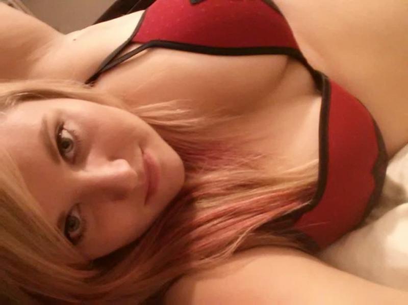 10P Blonde babe flashes huge tits