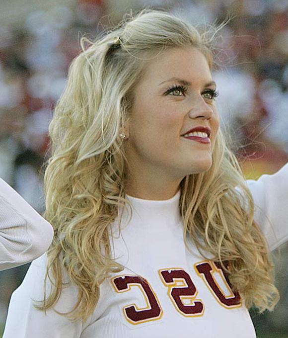 16P Amateur teen cheerleaders