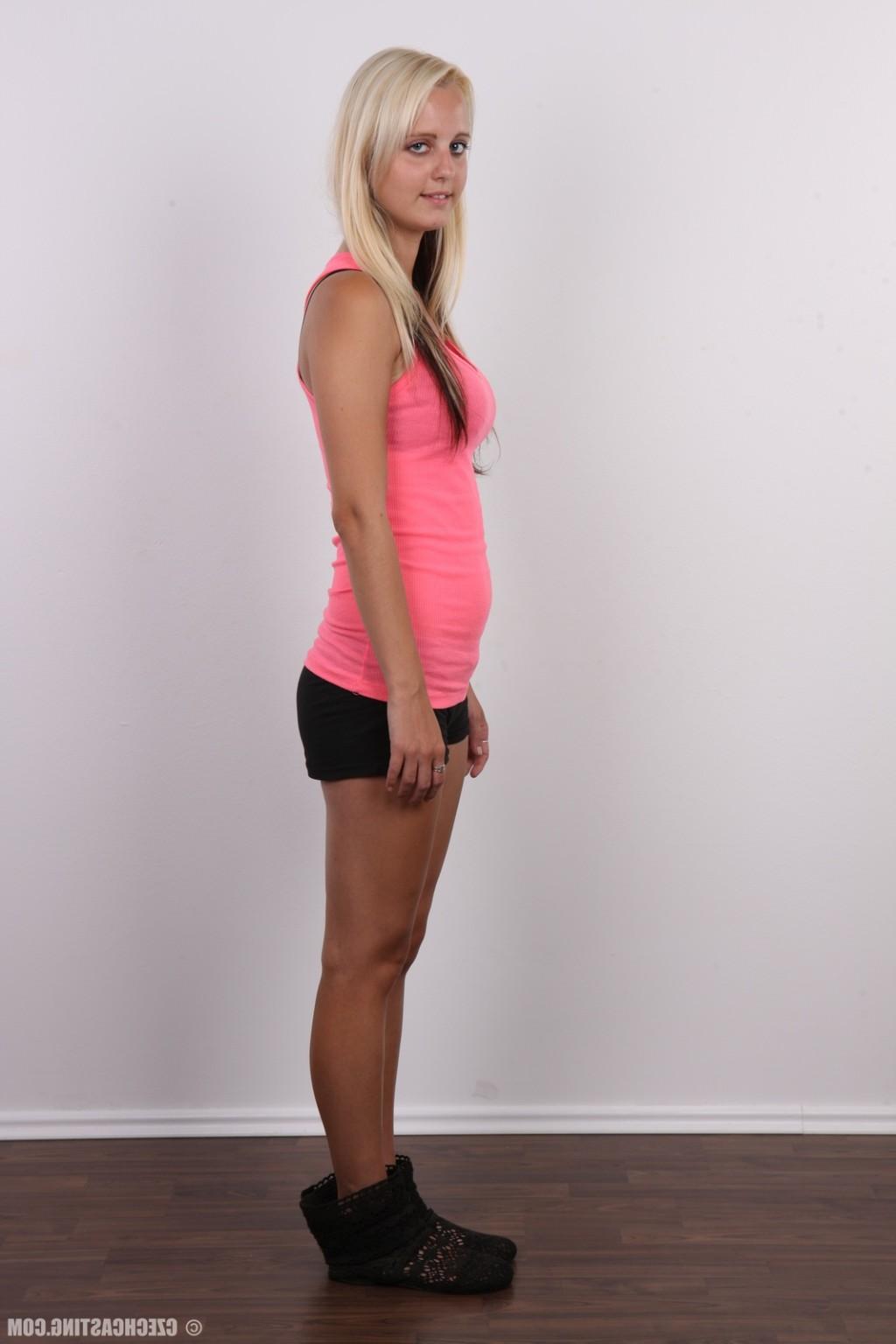 17P Amateur teen poses in casting session