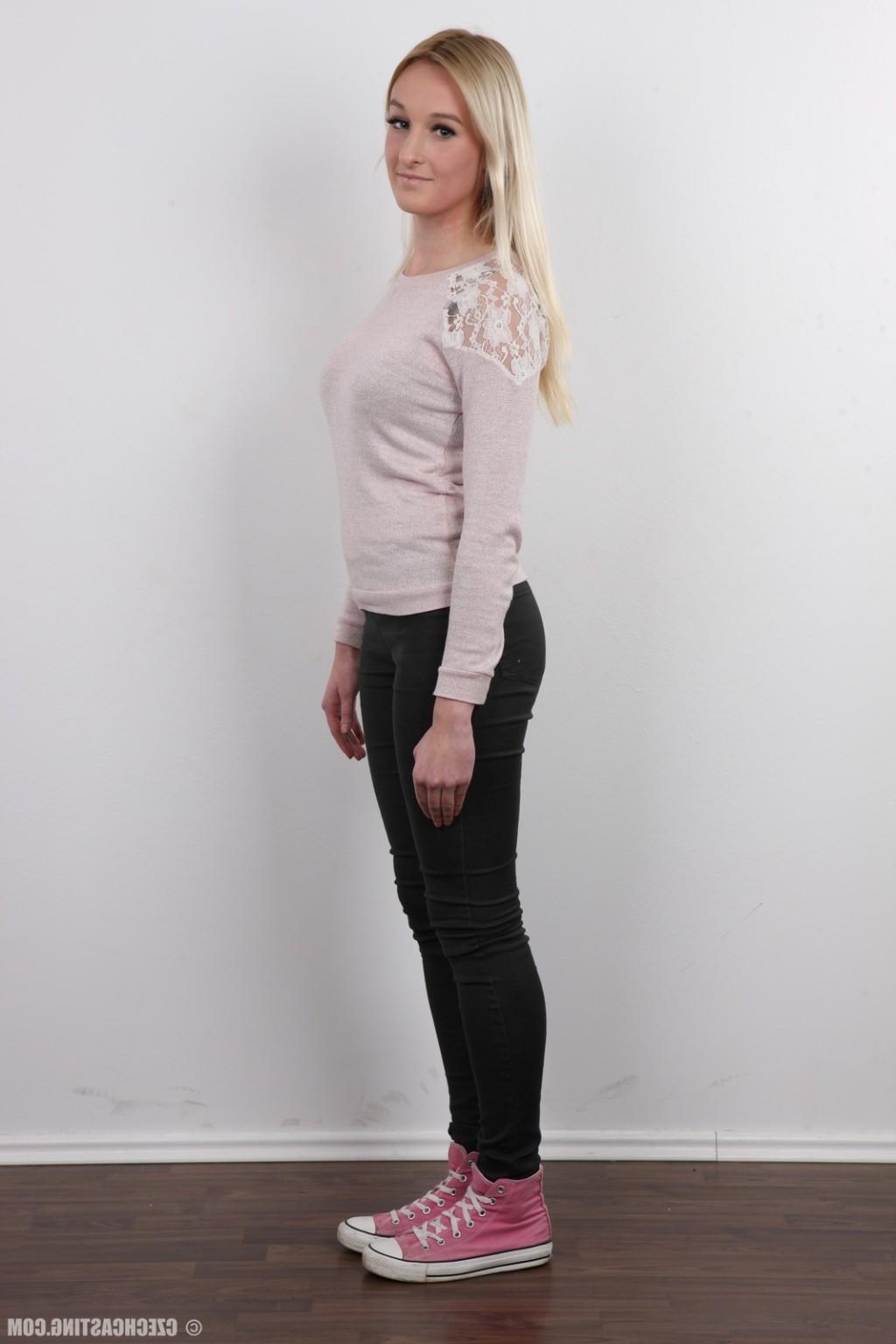 17P Pretty blonde amateur teen