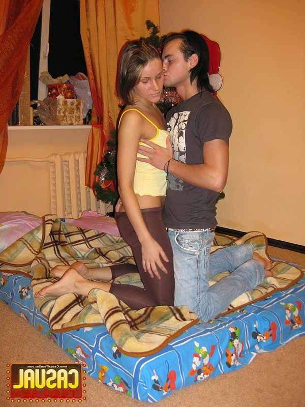 16P Leggy teen chick gets her sweet pussy licked and banged