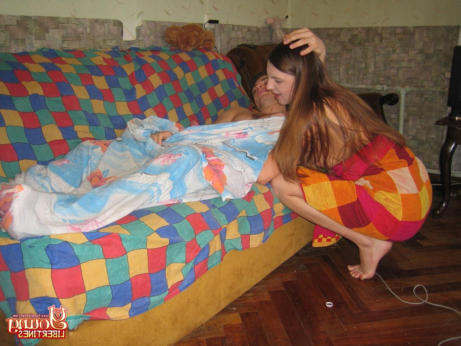 16P Amateur teen girl fucking