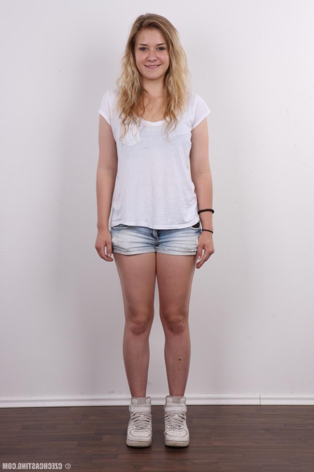 17P Pretty amateur teen in casting session