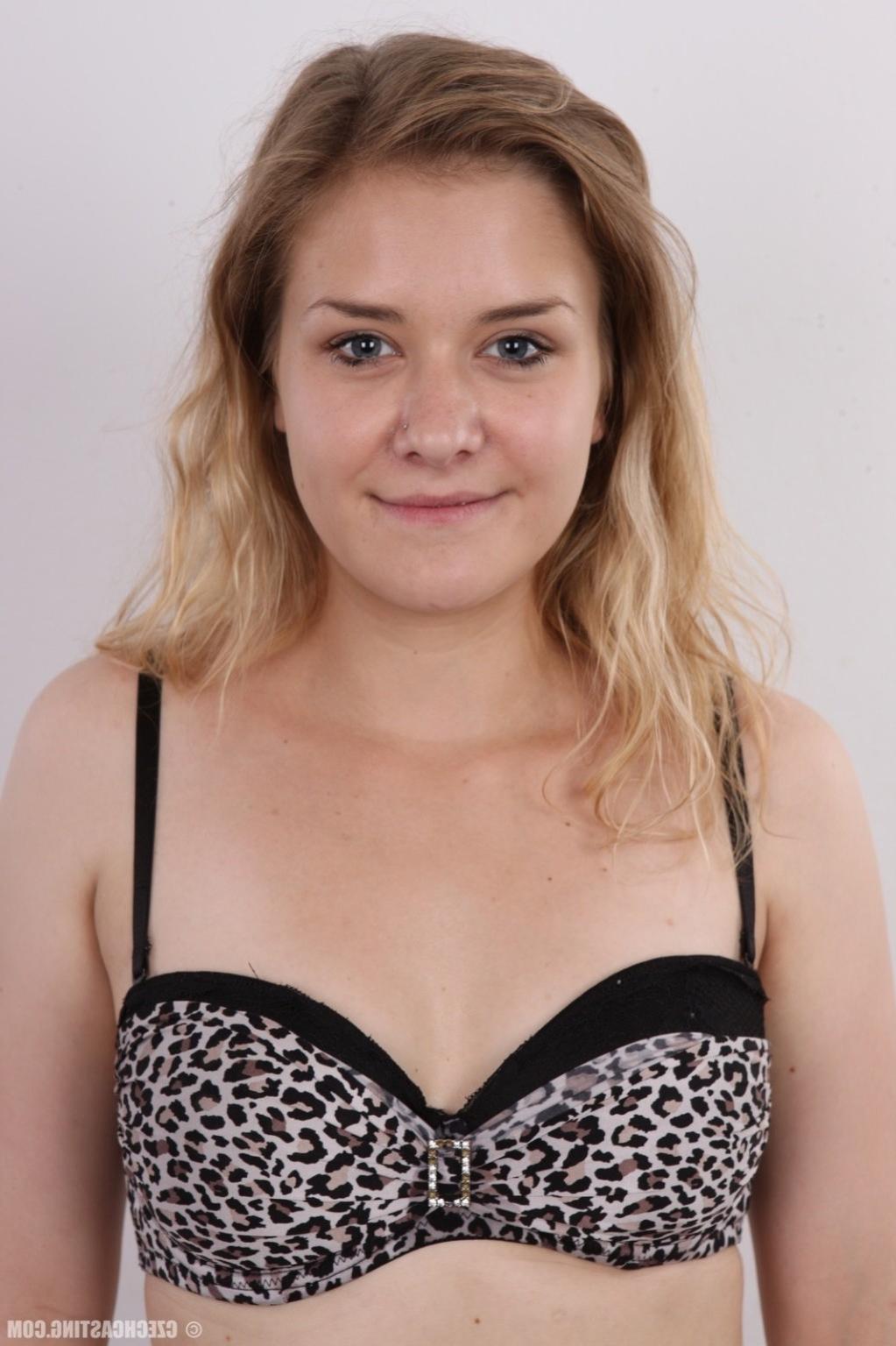 17P Pretty amateur teen in casting session