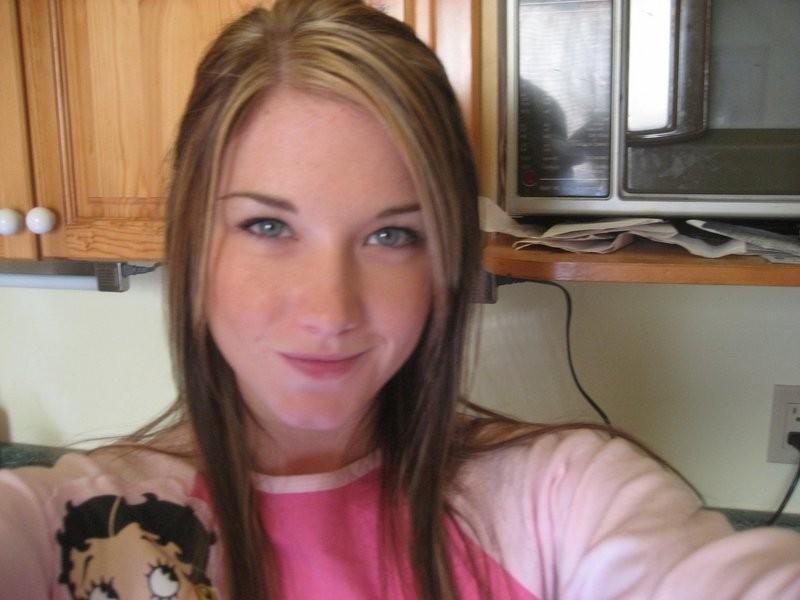 16P Amateur teen girls selfshots