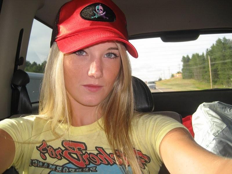 16P Amateur teen girls selfshots