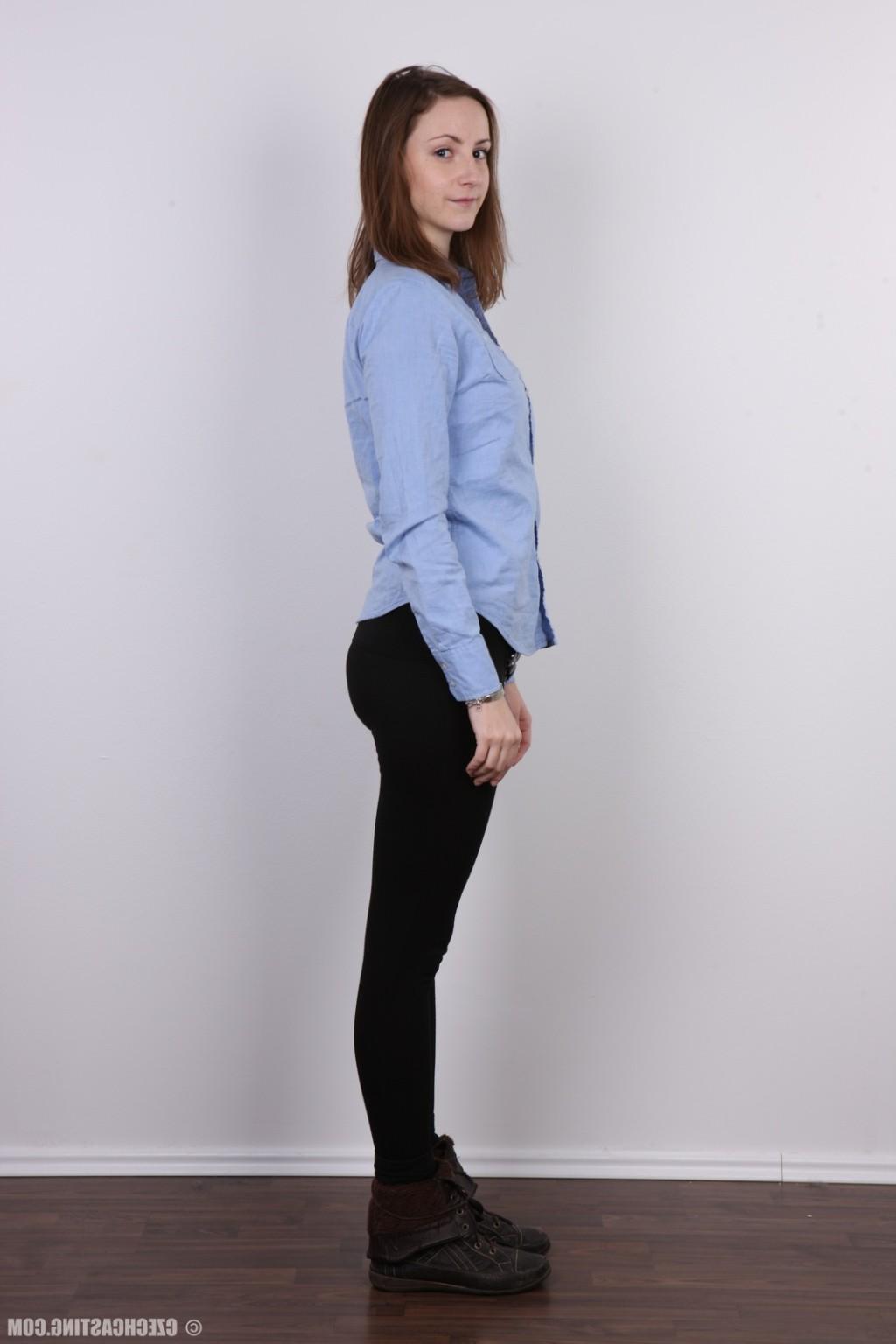 14P Sexy amateur teen with nice ass