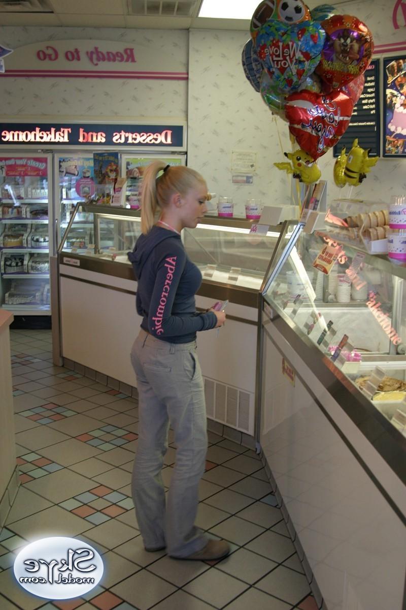 16P Blonde amateur teen licks ice cream