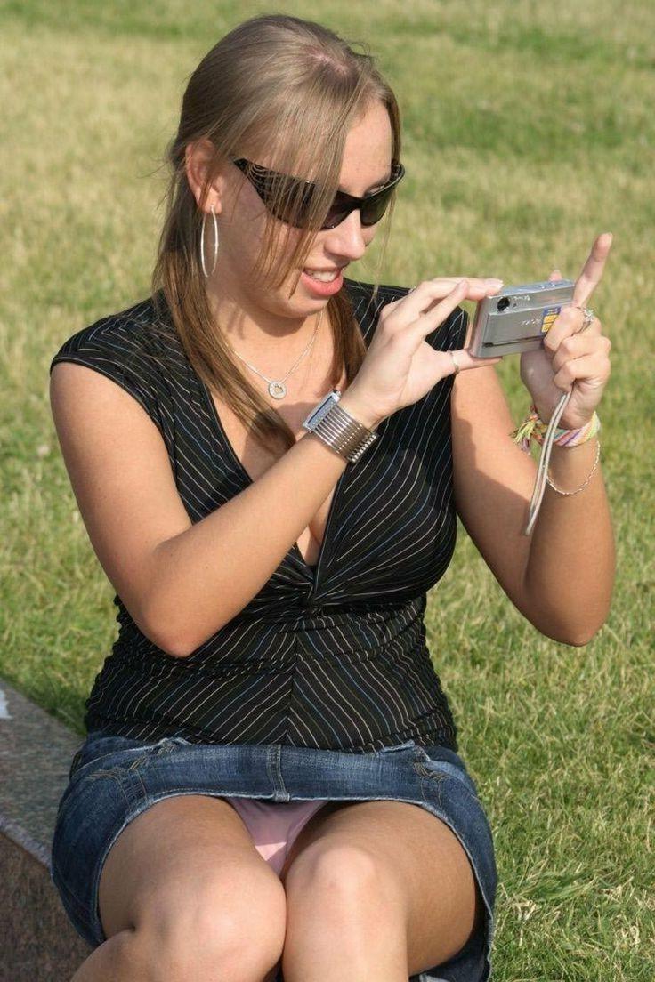 20P Public upskirts caught amateur teen upskirts in public
