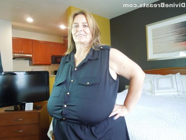 15P Plump amateur milf Sarah can barely hold her big tits