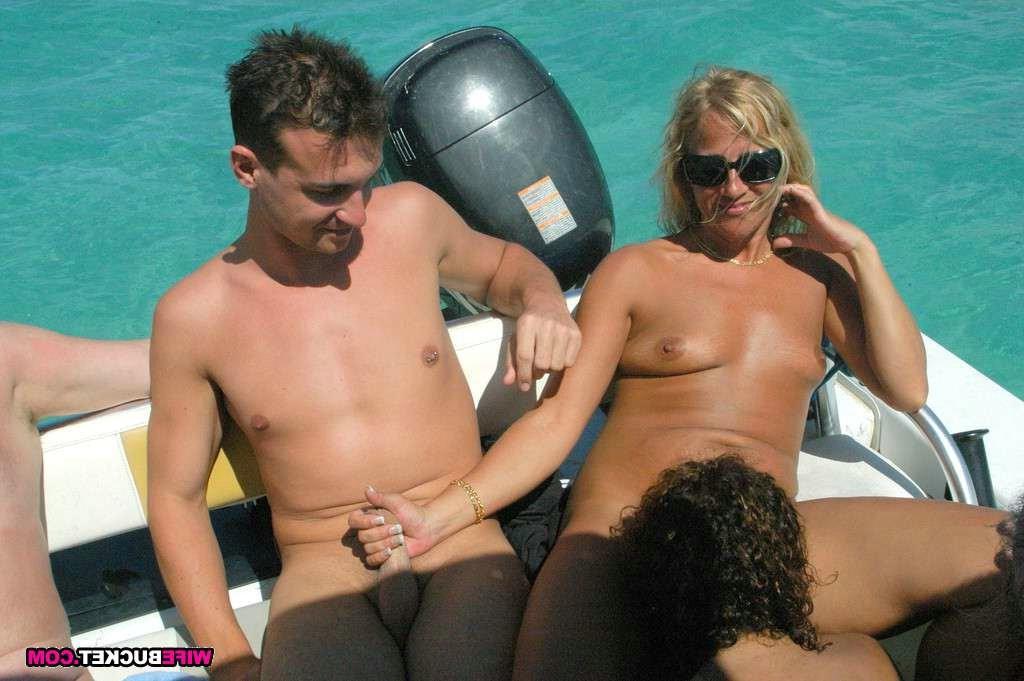 15P Amateur wife fucked from both ends in hardcore threesome sex pic