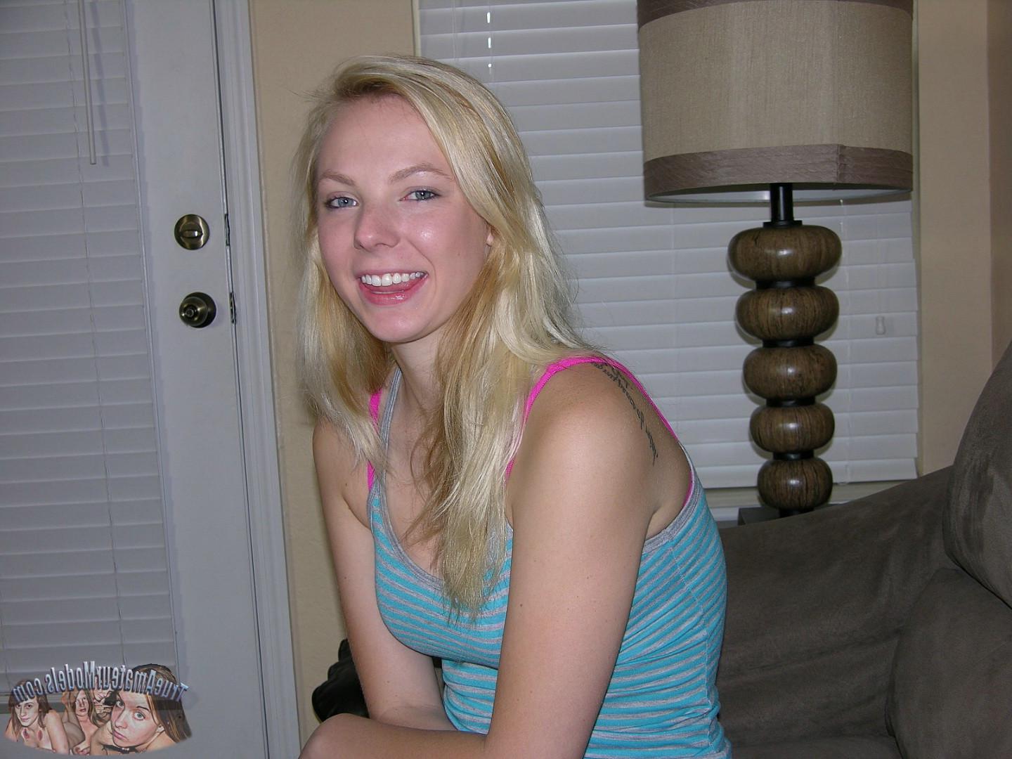 16P Amateur teen model Sunny