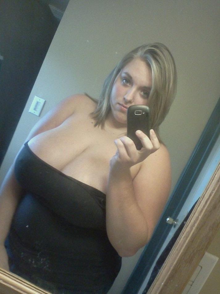 21P Blonde shows her Huge Tits