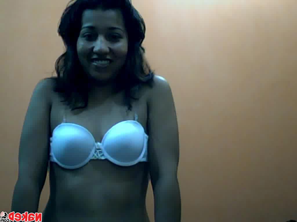 8P Big round booty amateur teen materbates on her cam and wants to cum with you