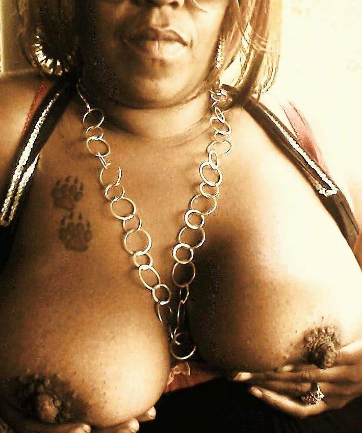 25P HUGE TITS