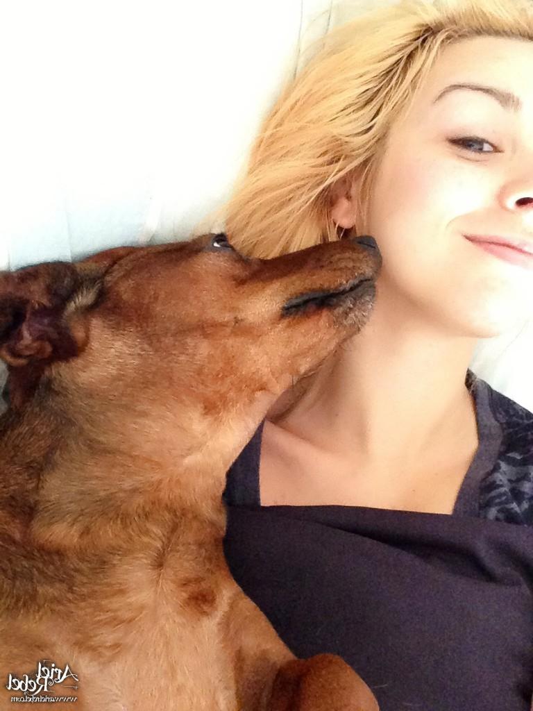 16P Cute amateur teen selfshots