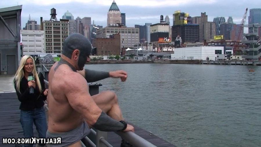 15P Amazing strong man certified jumps in the freezing water for some hard cold cash