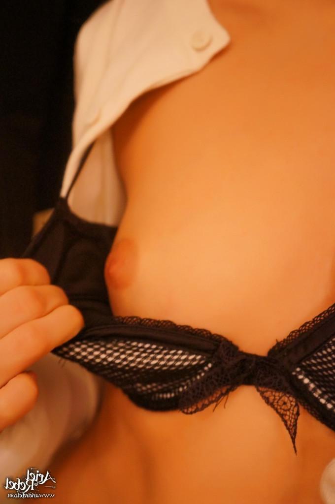 16P Cute amateur teen selfshots
