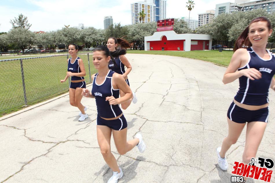 20P Real amateur teen running track