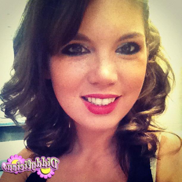 20P Cute amateur teen girl selfshots