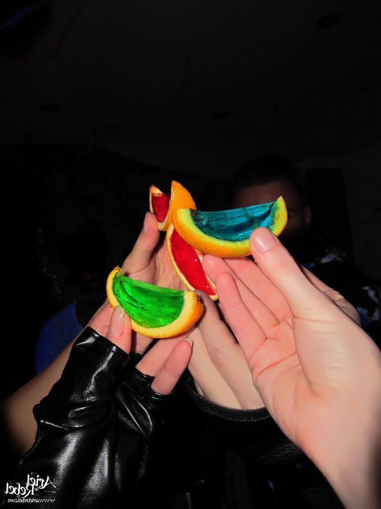 16P Cute amateur teen selfshots