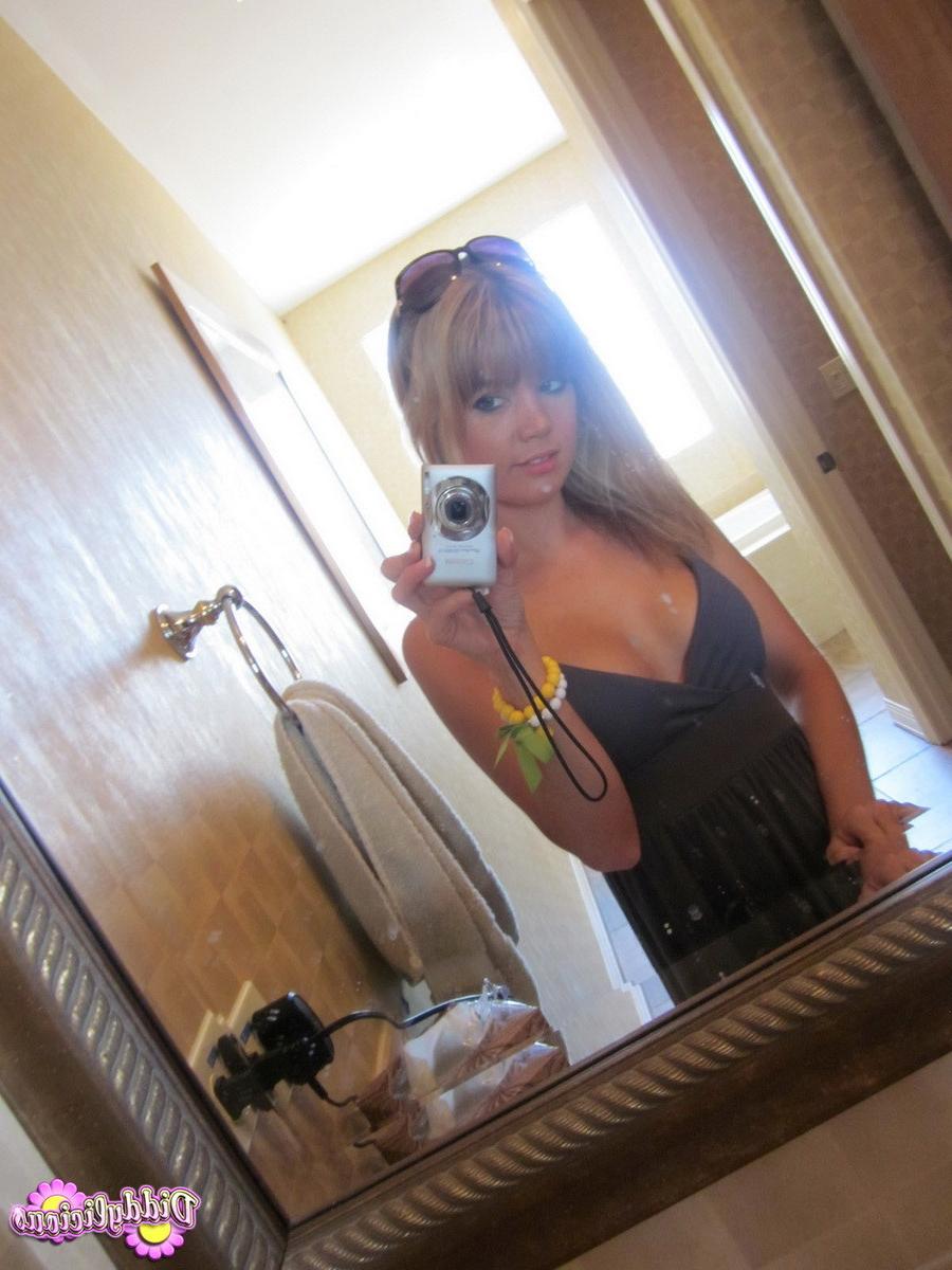20P Cute amateur teen girl teasing in mirror