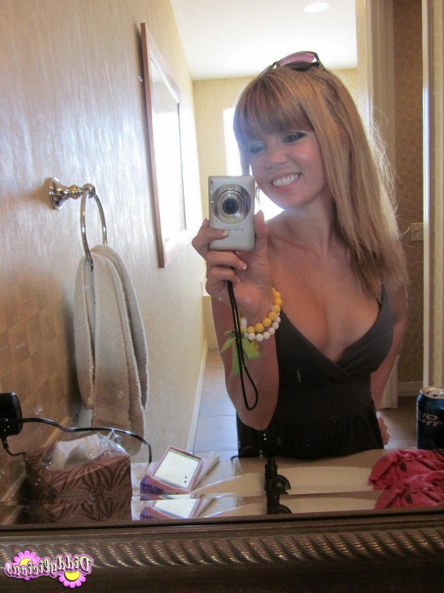 20P Cute amateur teen girl teasing in mirror