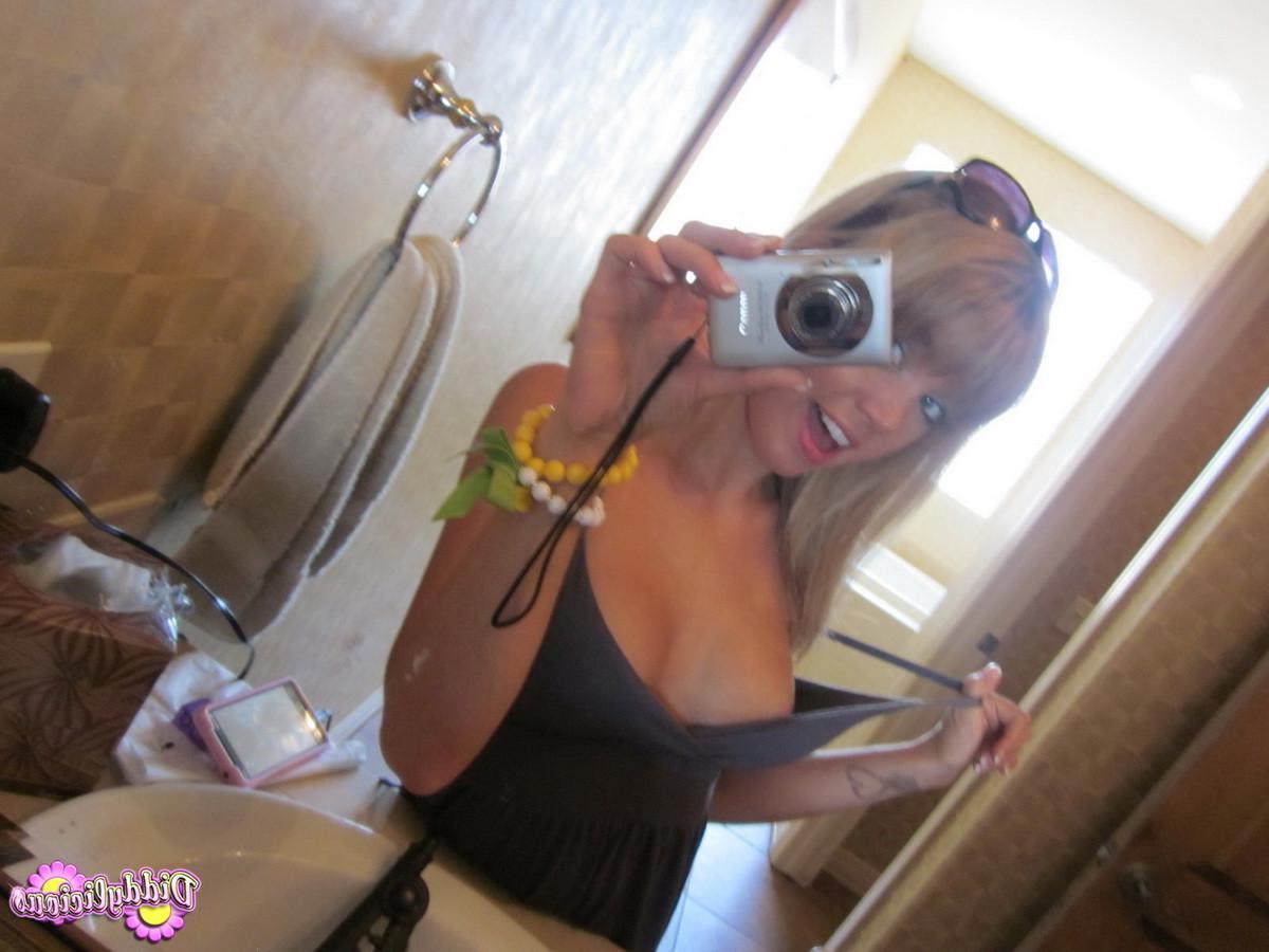20P Cute amateur teen girl teasing in mirror