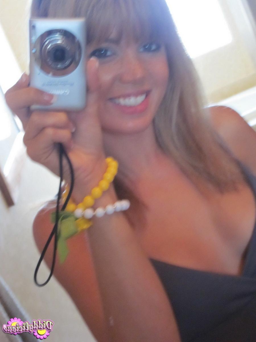 20P Cute amateur teen girl teasing in mirror