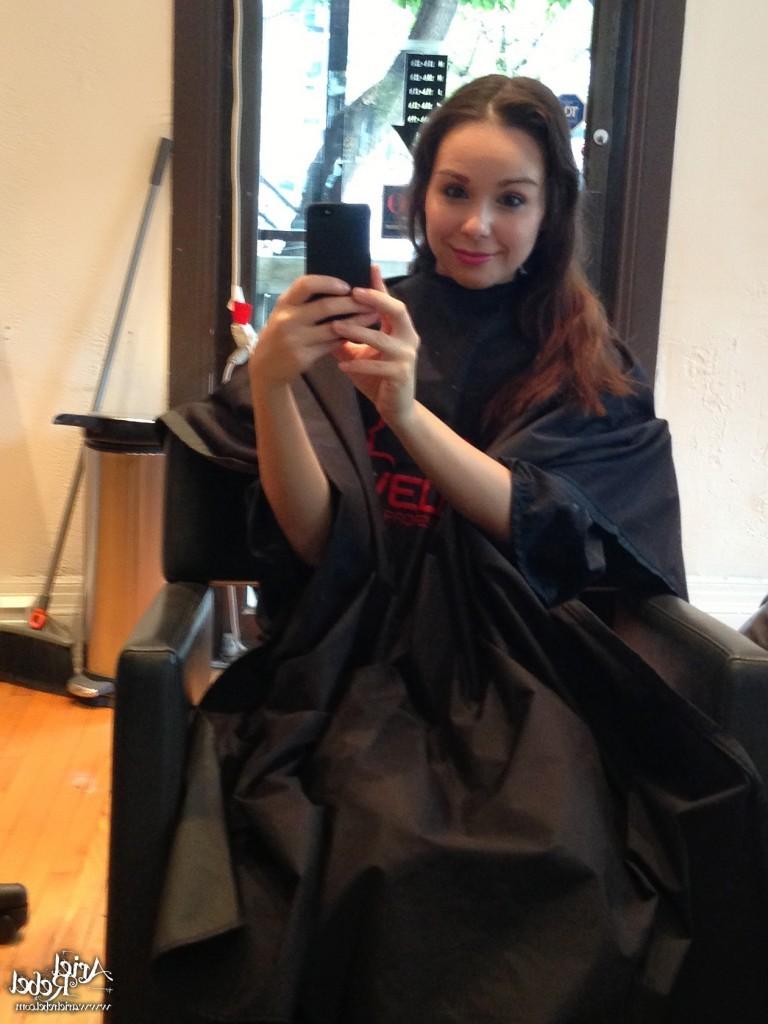 16P Cute amateur teen selfshots