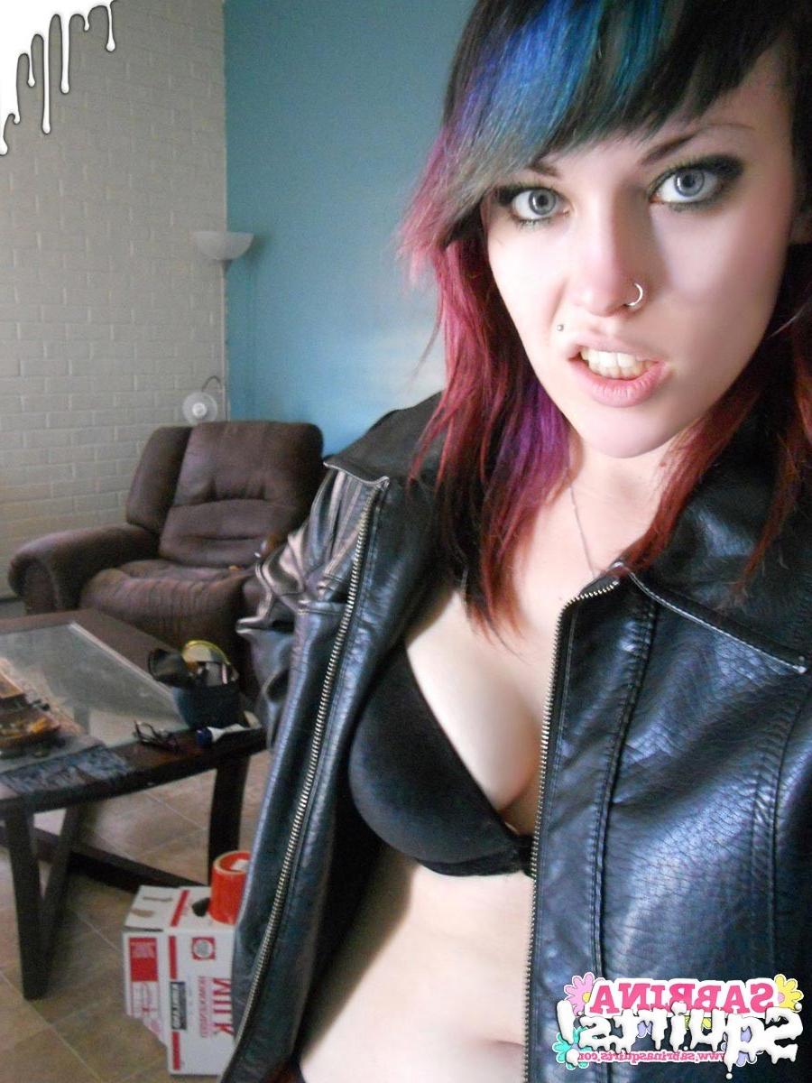 16P Amateur teen slut selfshots