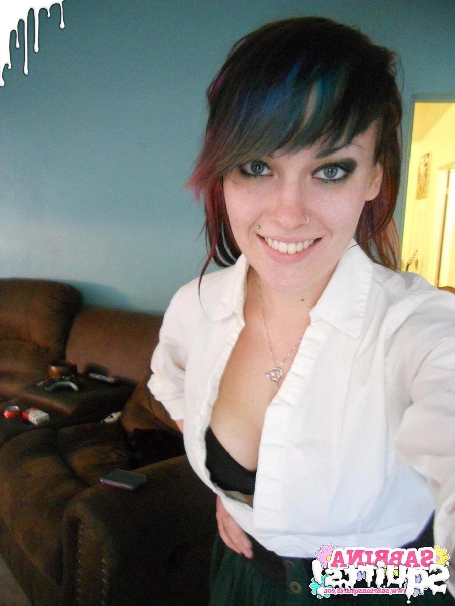 16P Amateur teen slut selfshots