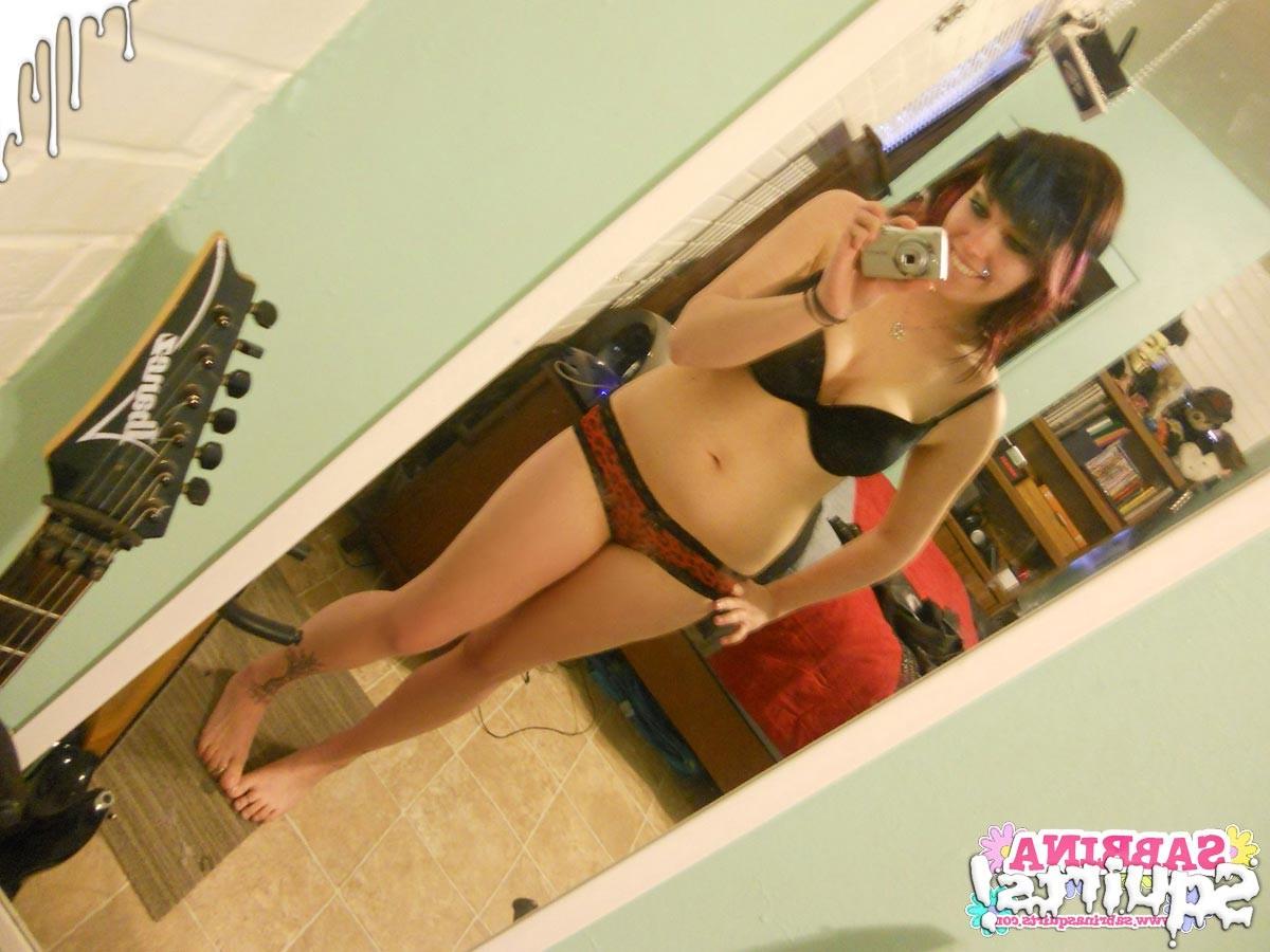 16P Amateur teen slut selfshots