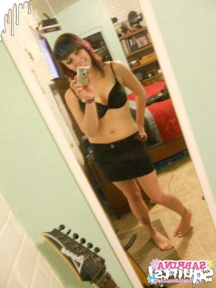16P Amateur teen slut selfshots