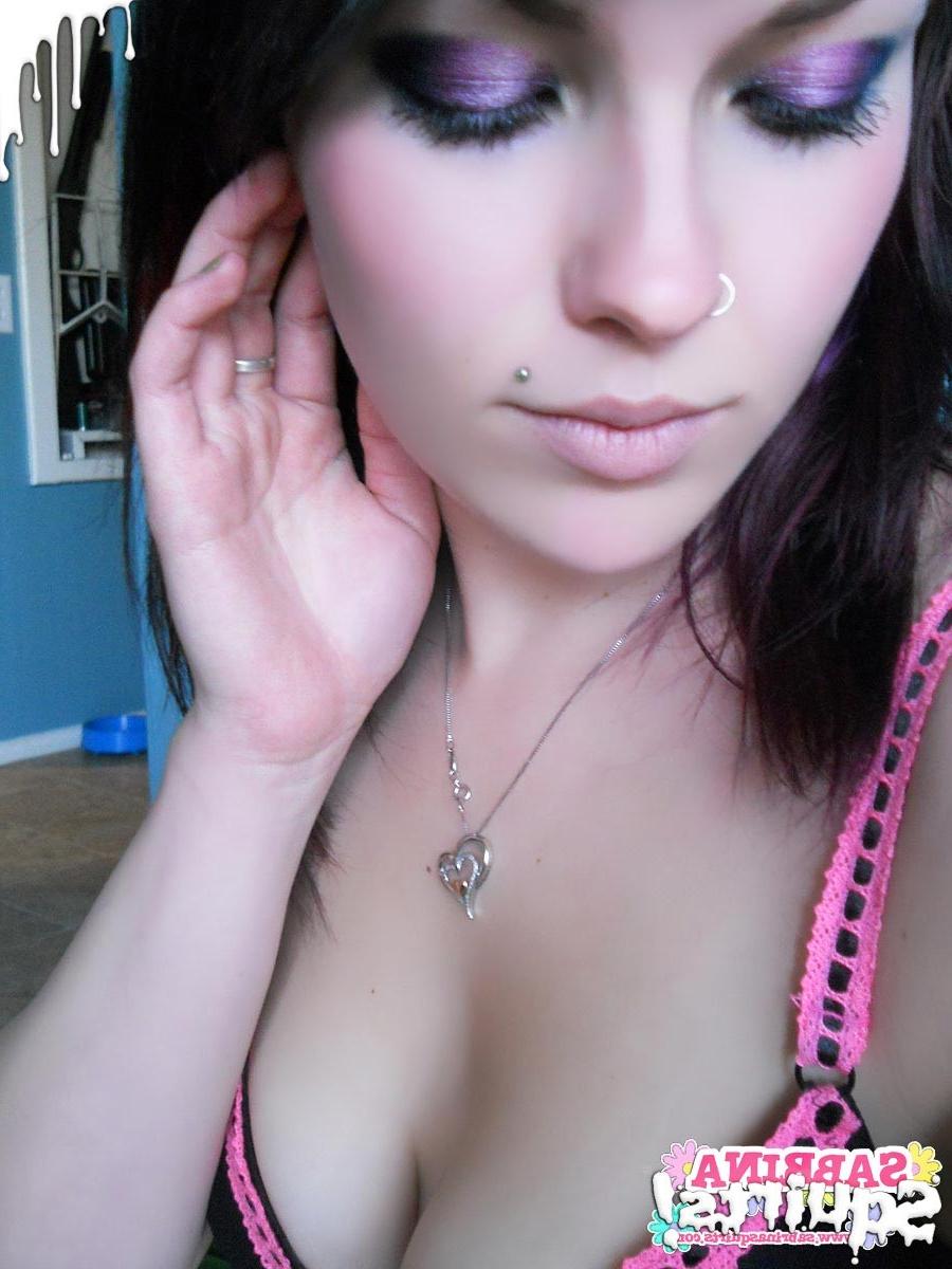 16P Amateur teen slut selfshots