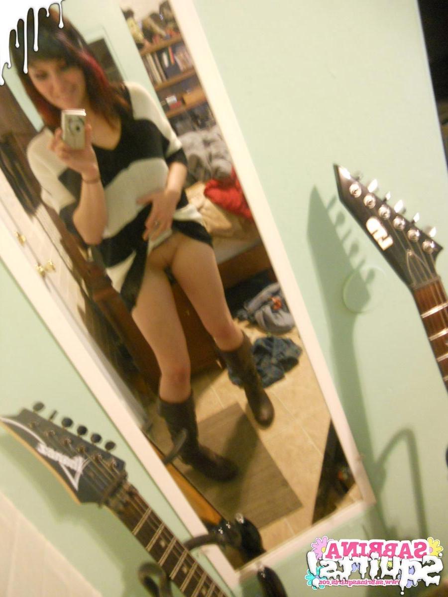 16P Amateur teen slut selfshots