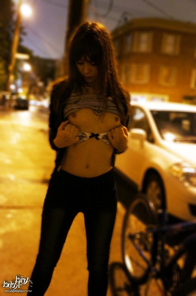 16P Cute amateur teen selfshots
