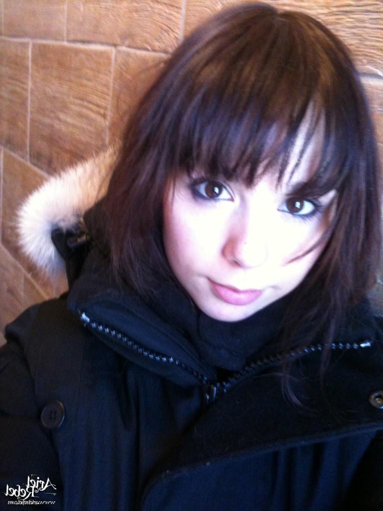 16P Cute amateur teen selfshots