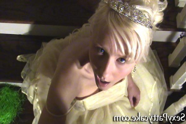 16P Big boob blonde teen Patty in prom dress