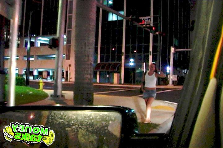 16P This super hot cab rider gets down on the sybian for some cash in these hot pics