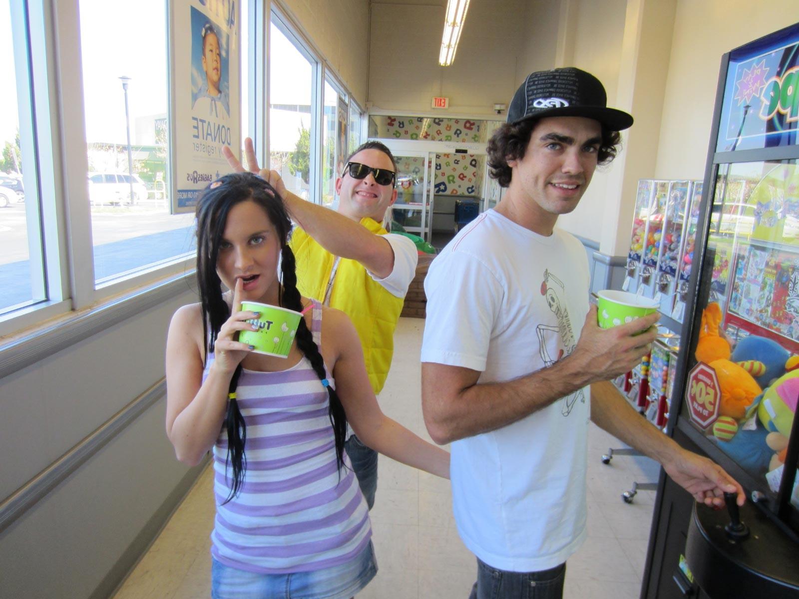 15P real amateur teen girls adventures