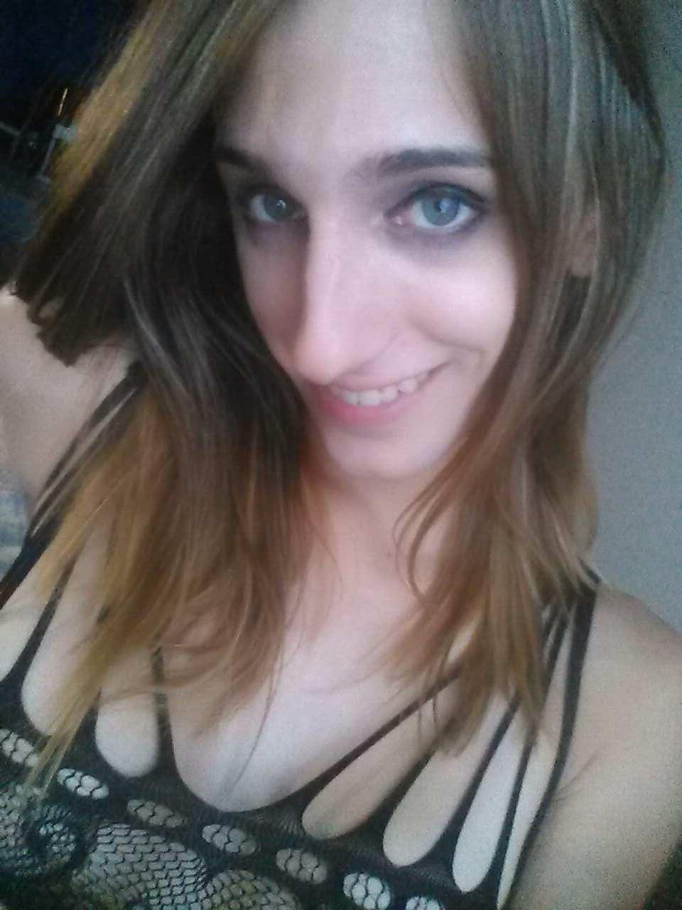 14P Amateur shemale Kelly