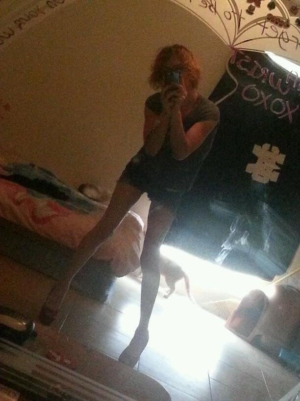 17P Amateur shemale selfies