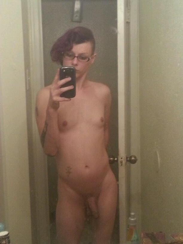17P Amateur shemale selfies