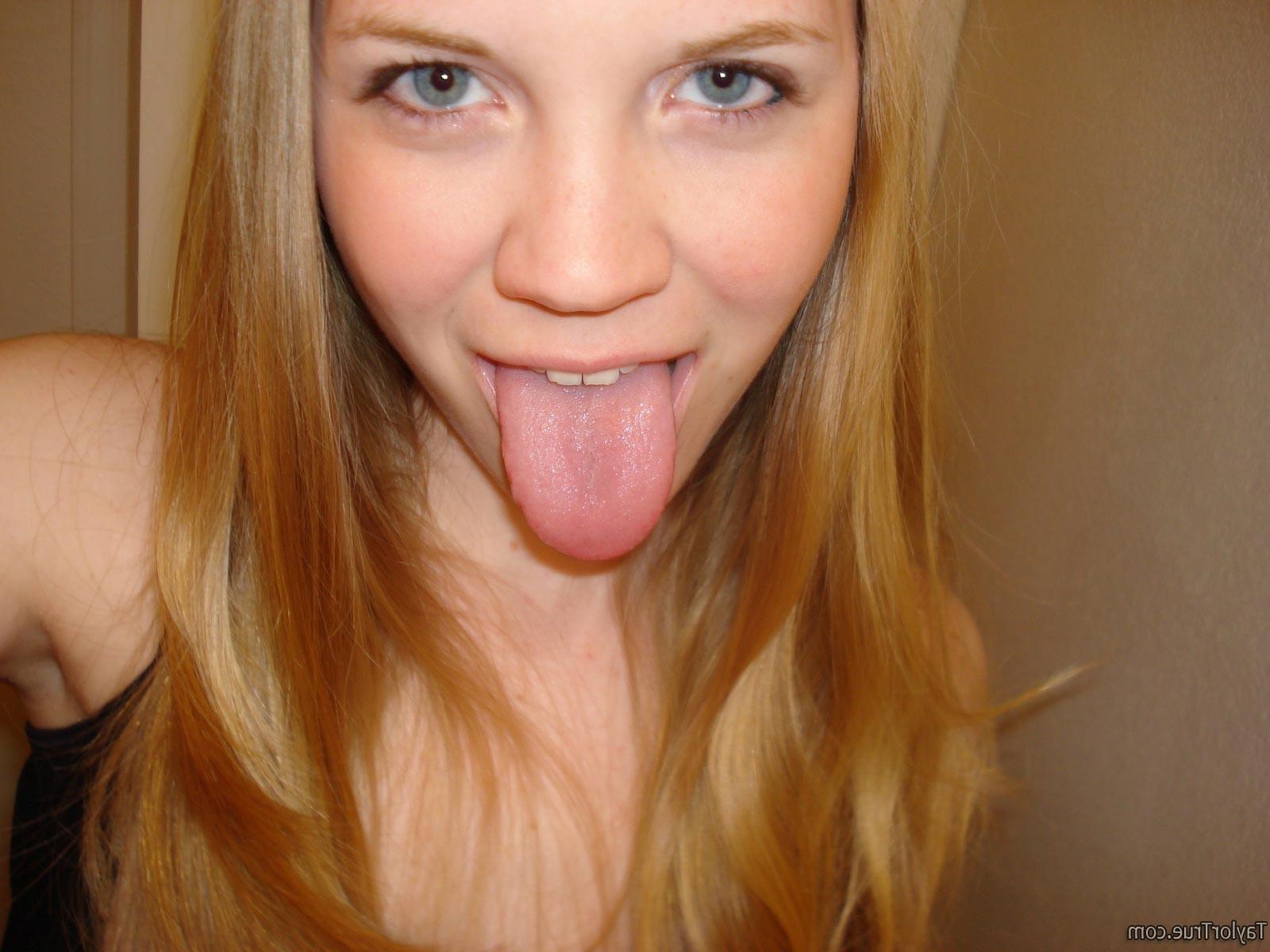 16P Real amateur blonde teen selfshots